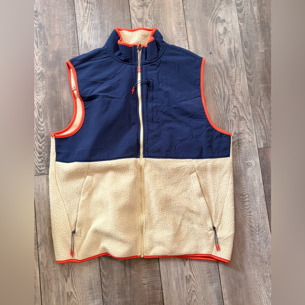 Old Navy Navy and Beige Vest - Picture 1 of 3